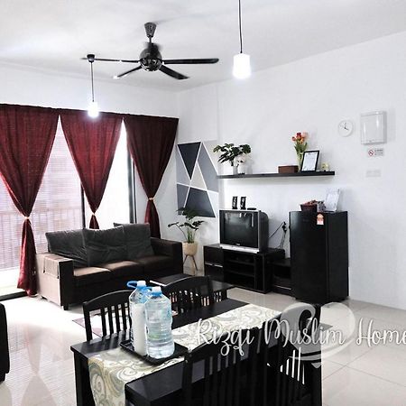 Rizqi Muslim Homestay Meru Casa Kayangan Ipoh Luaran gambar