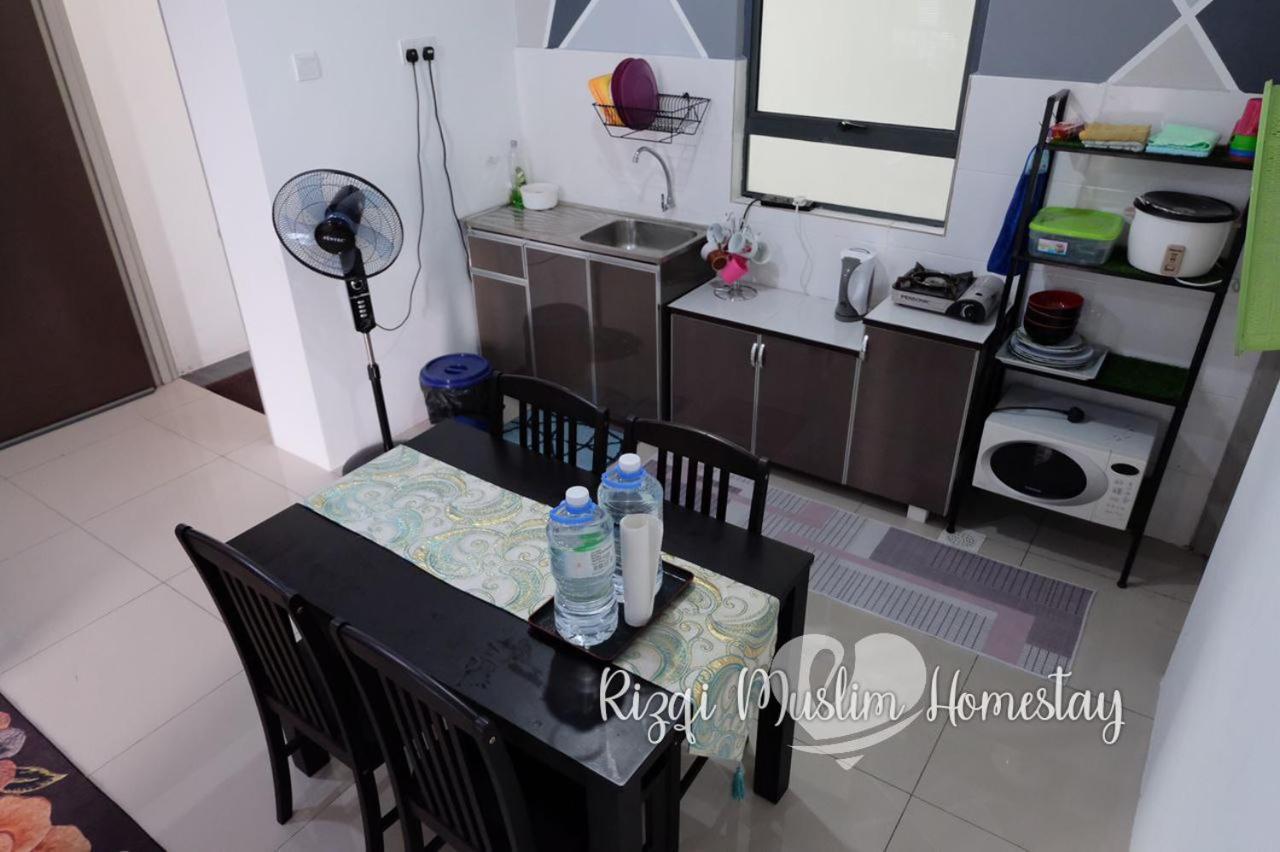 Rizqi Muslim Homestay Meru Casa Kayangan Ipoh Luaran gambar